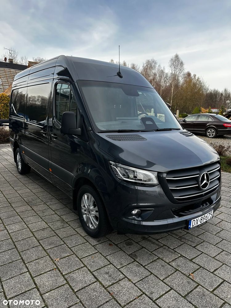 Mercedes-Benz Sprinter - 4