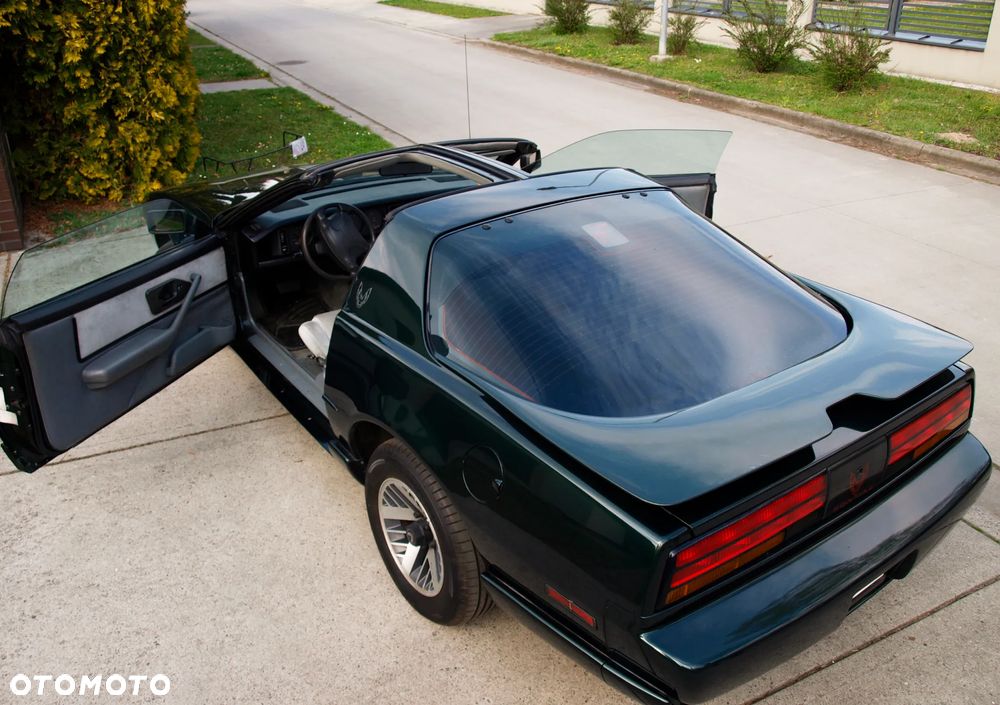 Pontiac Firebird - 11