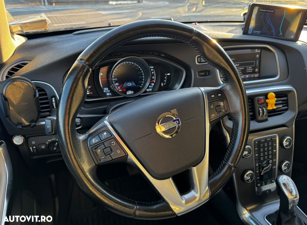 Volvo V40 T4 Aut. Basic - 11