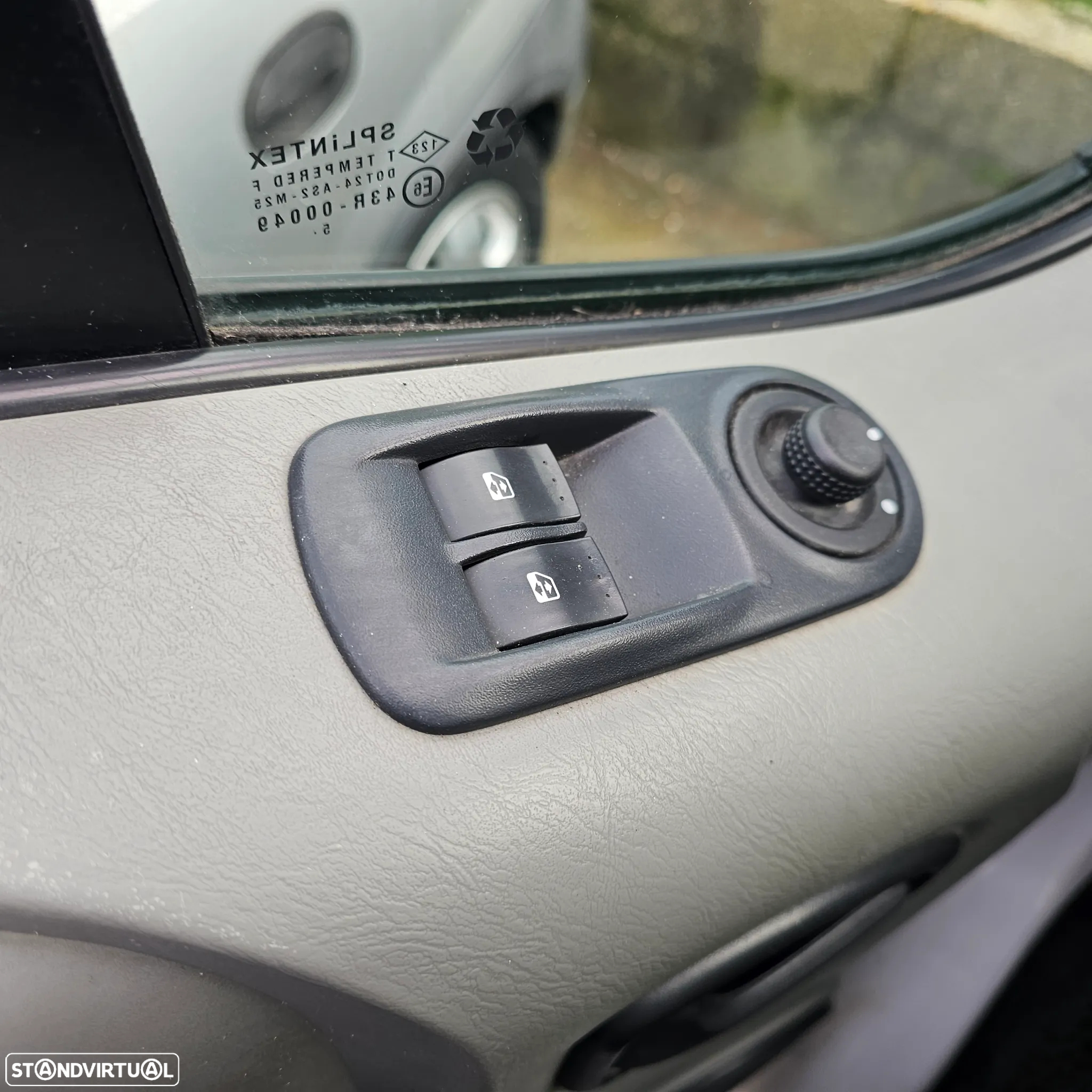 Opel Vivaro frigorífica - 16