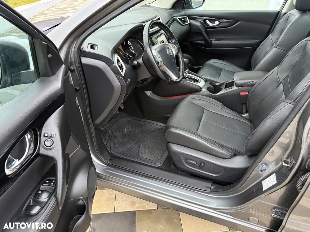 Nissan Qashqai 1.6 DCI Xtronic TEKNA - 11