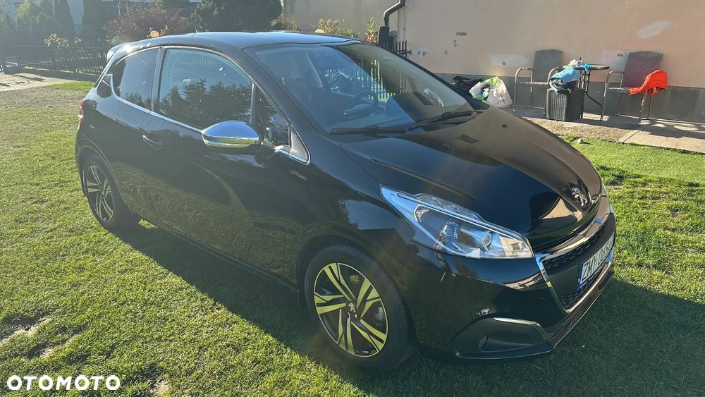 Peugeot 208 1.2 PureTech Allure S&S - 8
