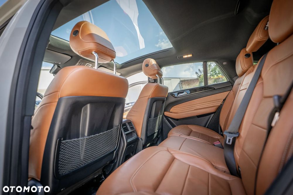 Mercedes-Benz GLE 400 4Matic 7G-TRONIC AMG Line - 19