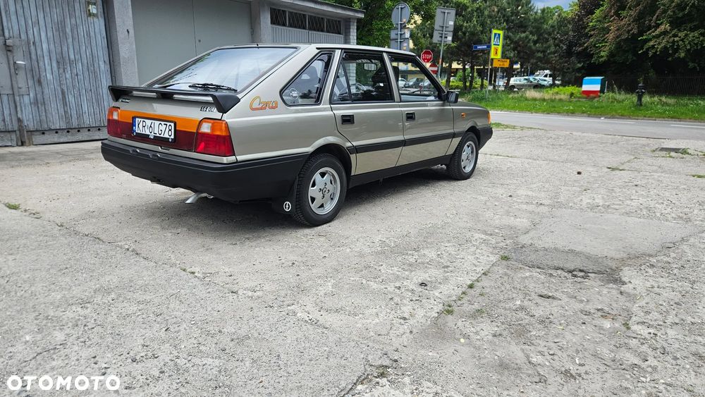Polonez Caro - 14