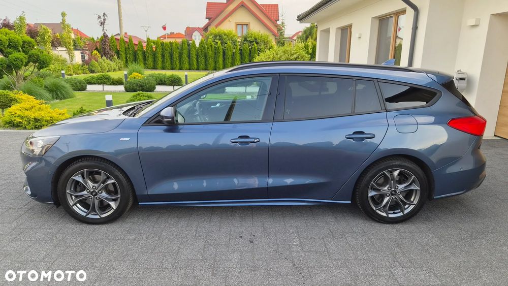 Ford Focus 2.0 TDCi ST-Line Red ASS PowerShift - 3