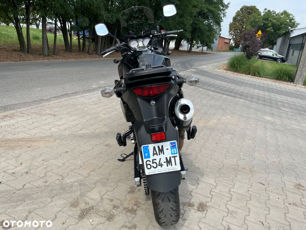 Suzuki V-STROM - 8