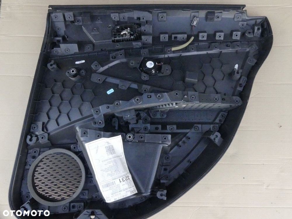 dw jetta 7 tapicerki drzwi skóra - 15