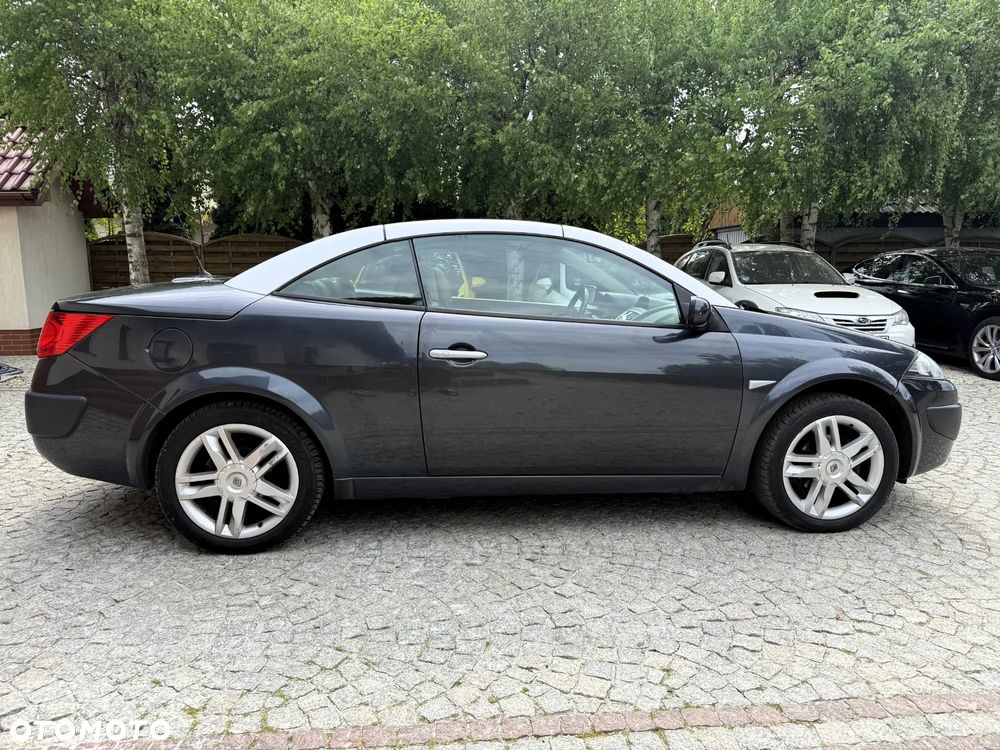 Renault Megane 1.6 Privilege - 8