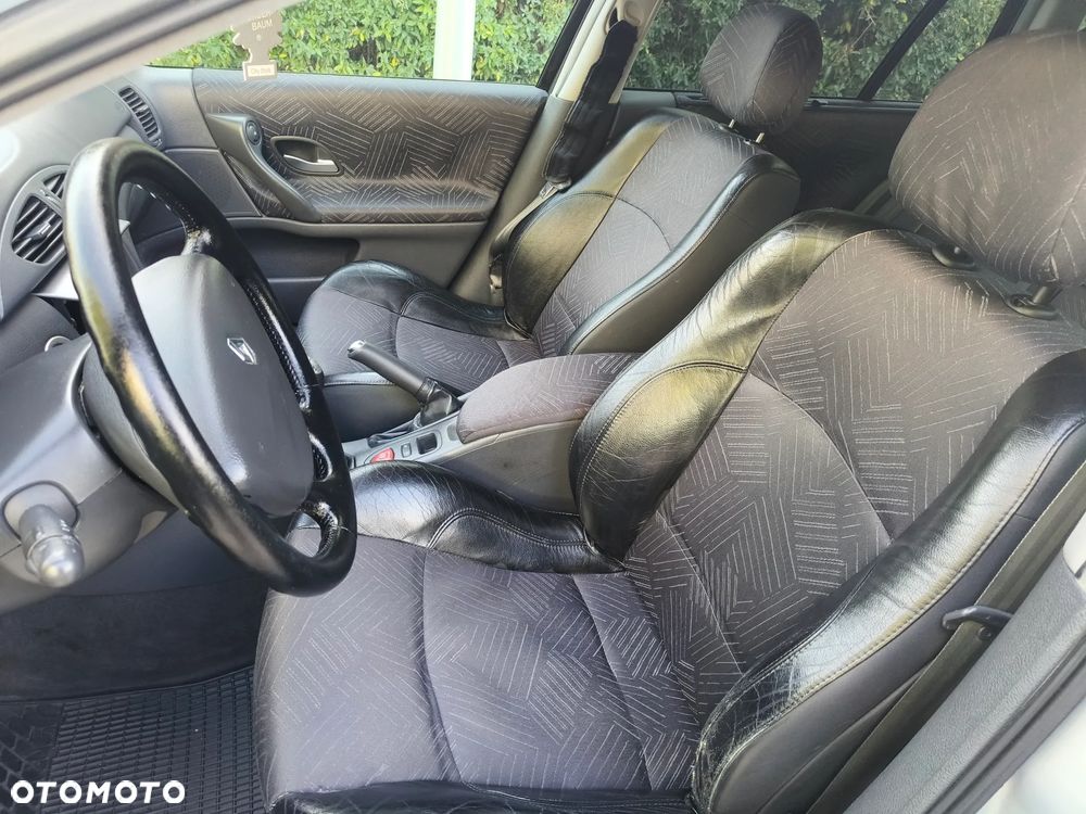 Renault Laguna - 26
