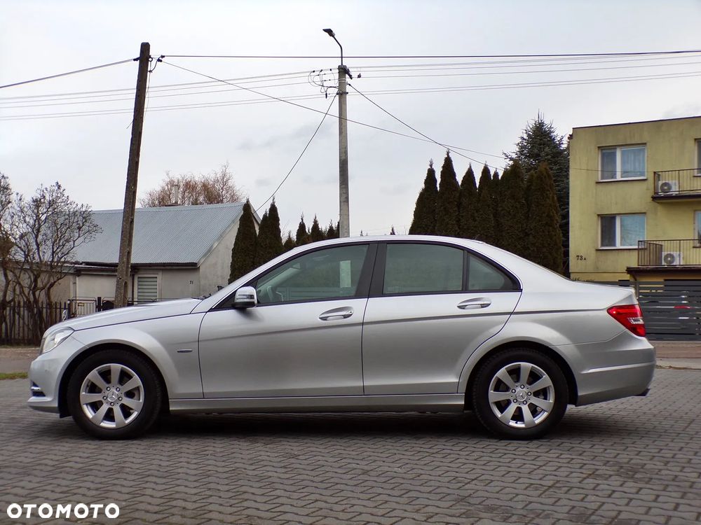 Mercedes-Benz Klasa C 180 BlueEFFICIENCY Elegance - 7