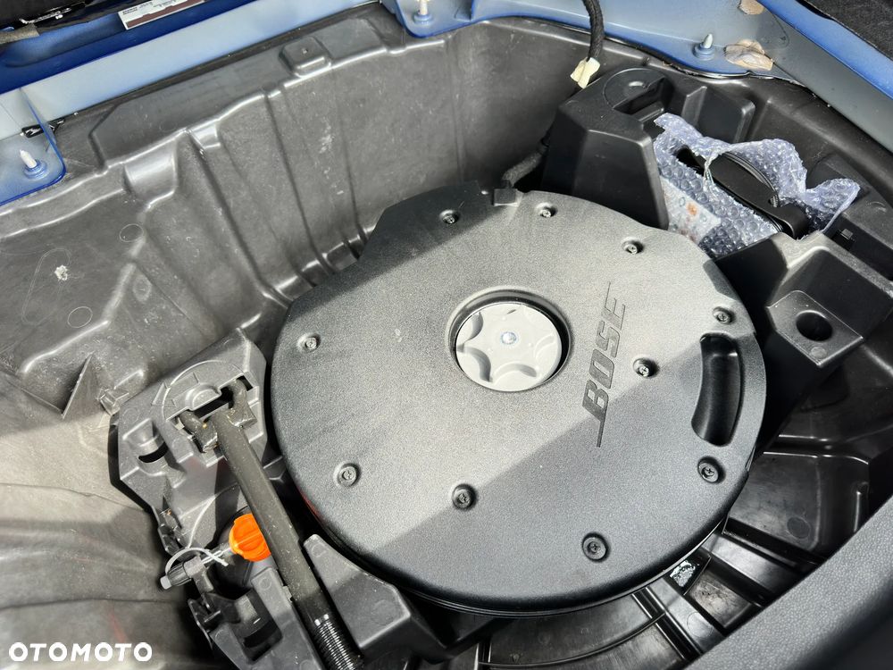 Renault Megane ENERGY TCe 205 EDC GT - 37