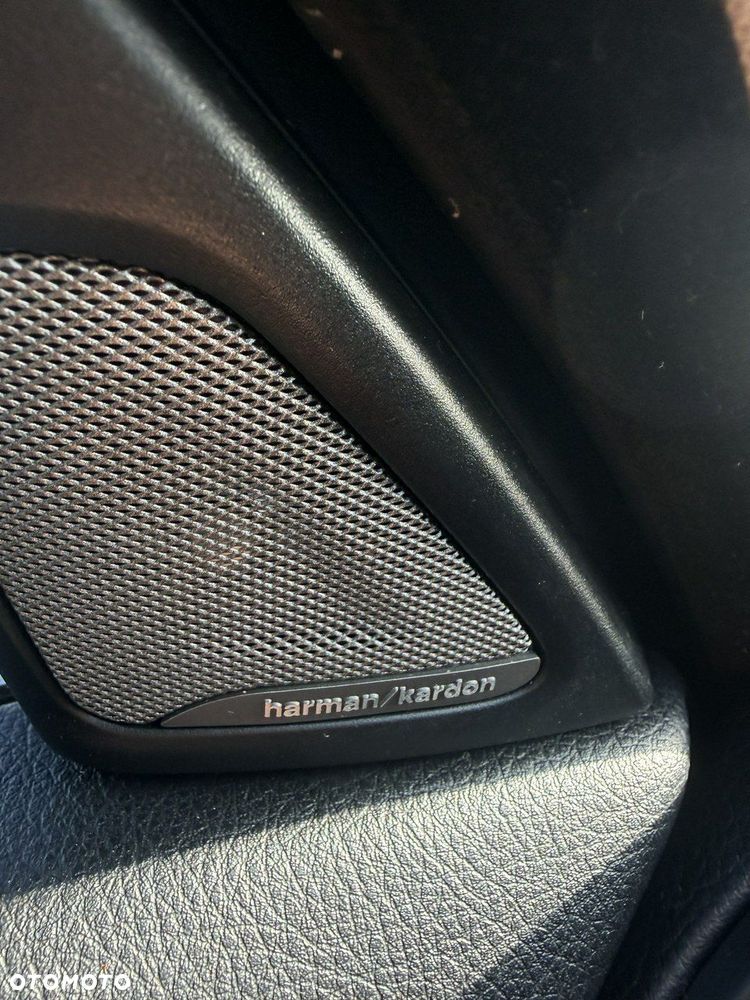 BMW Seria 5 528i xDrive Luxury Line - 18