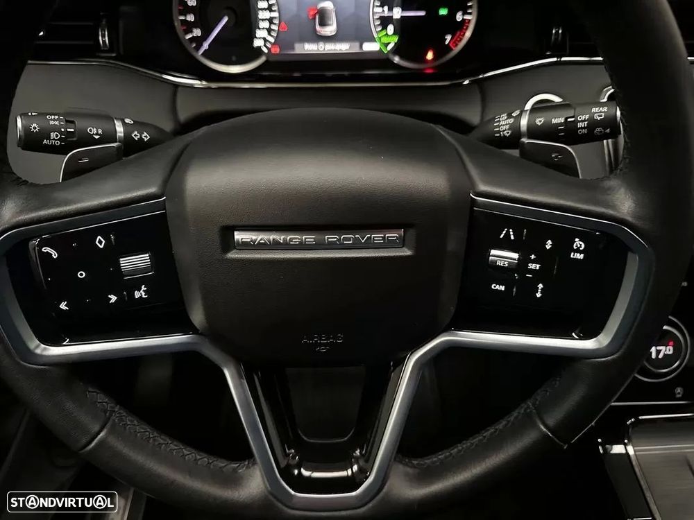Land Rover Range Rover Evoque P300e R-Dynamic SE — fotografia 16