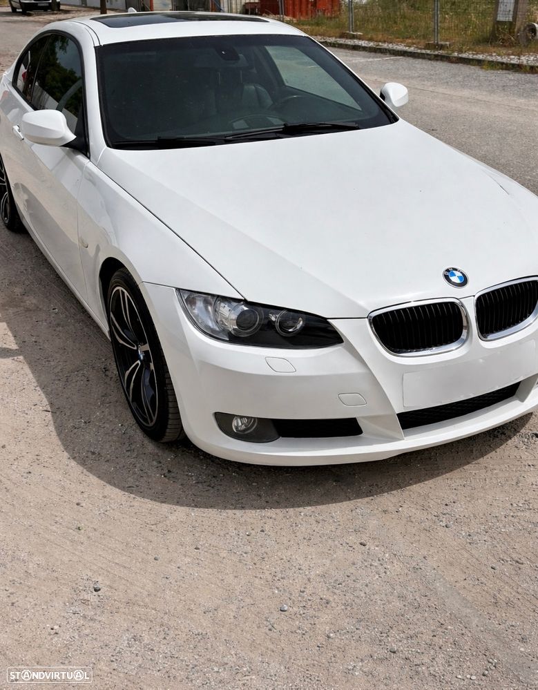 BMW 320 d Coupe - 1