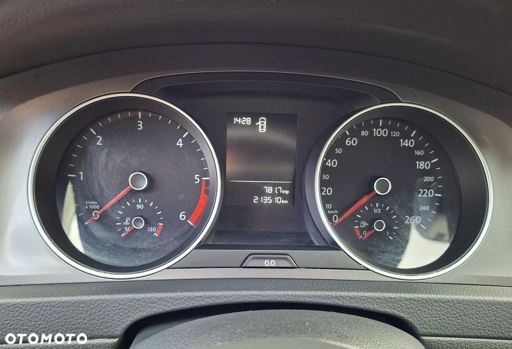 Volkswagen Golf 1.6 TDI BlueMotion Trendline - 12