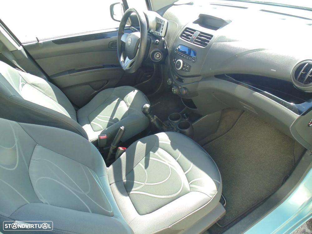 Chevrolet Spark 1.0 LS Bi-Fuel - 17