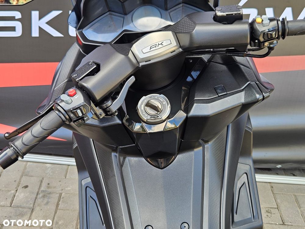 Kymco AK 550 - 18