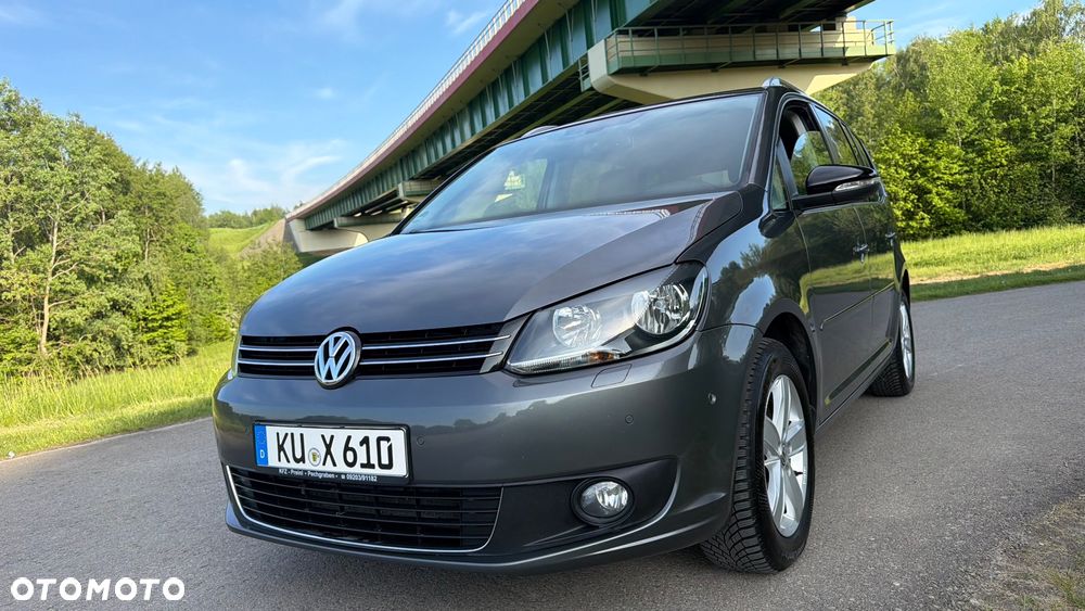 Volkswagen Touran 2.0 TDI DPF STYLE - 10