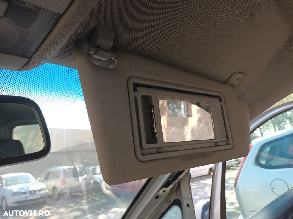 Dezmembrari  Opel ZAFIRA B  2005  > 0000 1.9 CDTI Motorina - 28