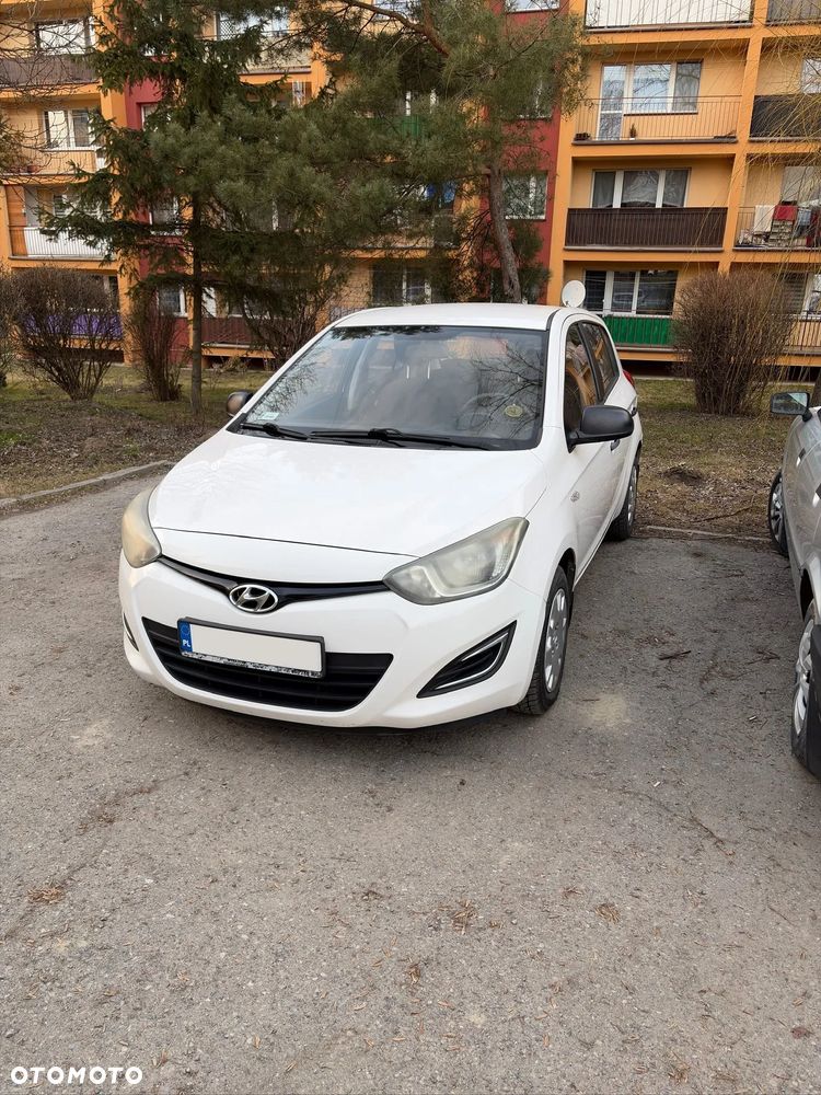 Hyundai i20 1.1 CRDi Classic + - 3