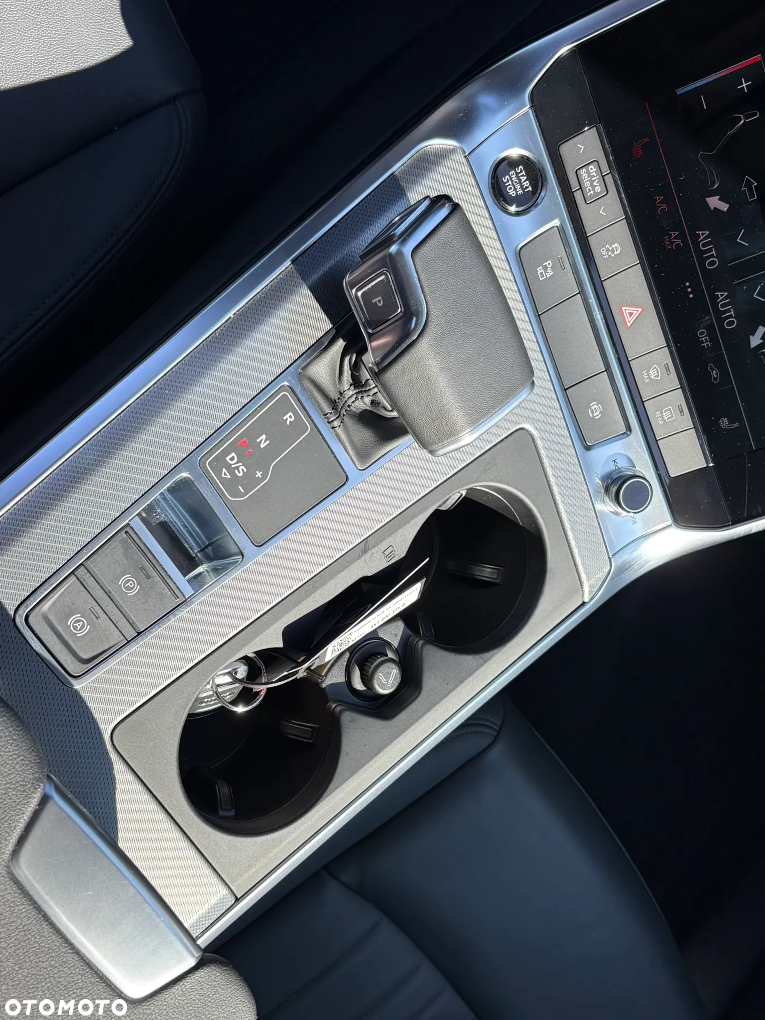 Audi A6 Avant 40 TDI quattro S tronic - 29
