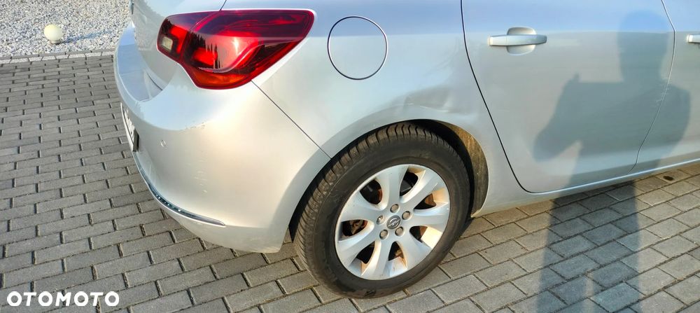 Opel Astra 1.6 Active - 12