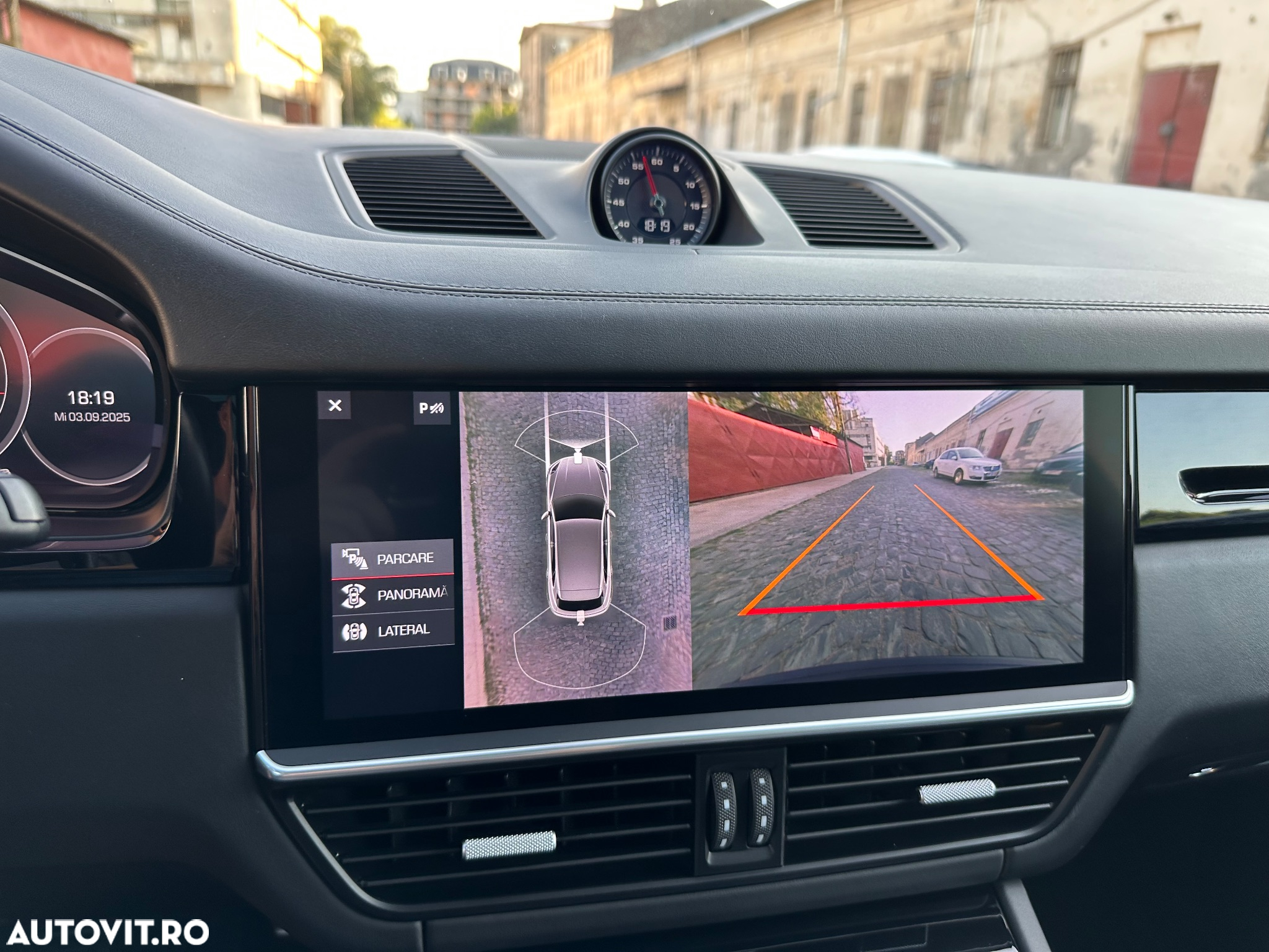 Porsche Cayenne - 14