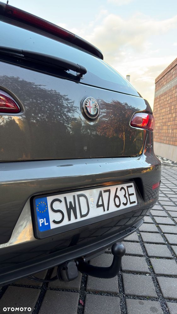 Alfa Romeo 159 1.9 JTDM 16V DPF Distinctive - 28