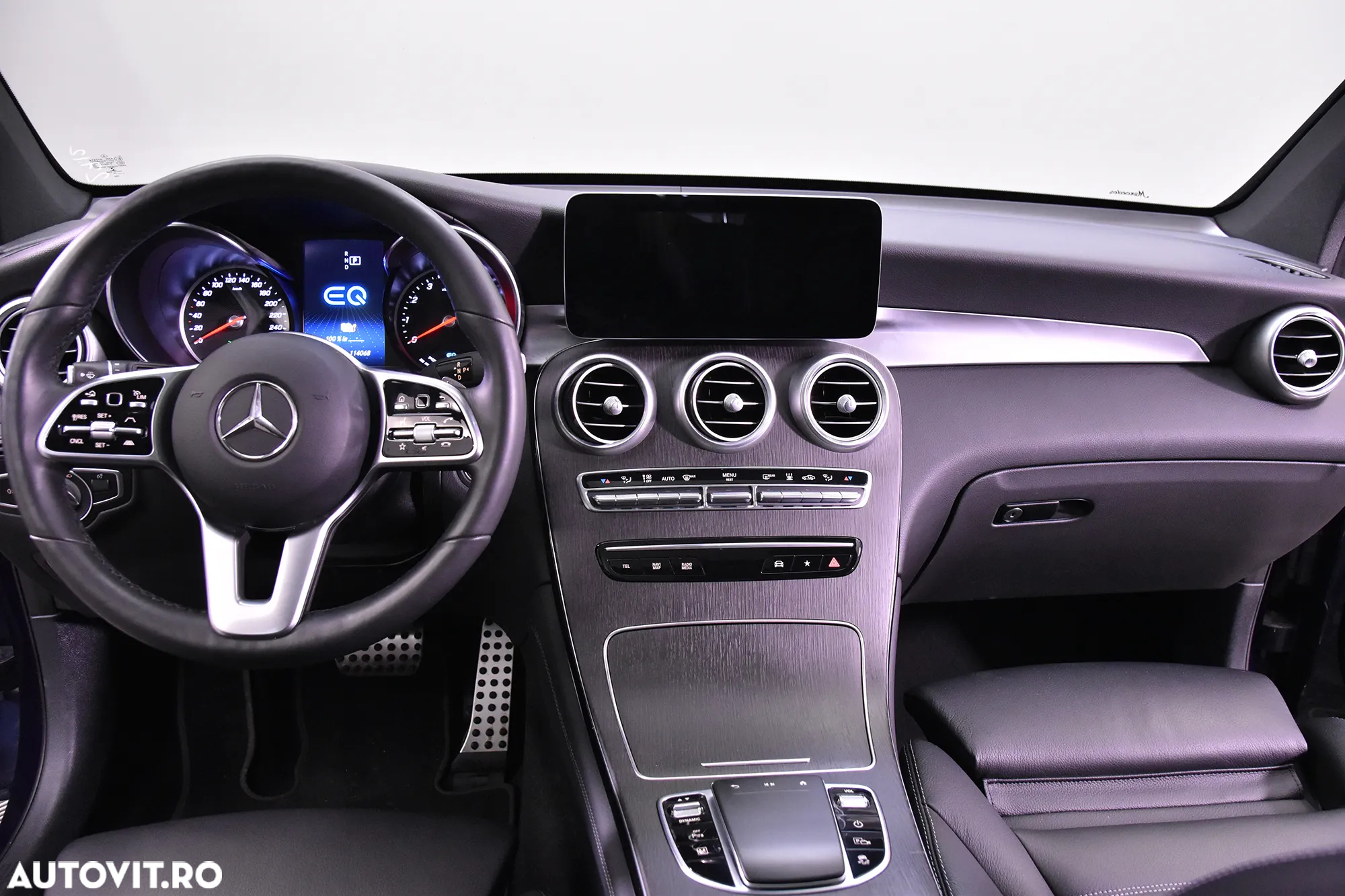 Mercedes-Benz GLC 300 e 4MATIC - 9