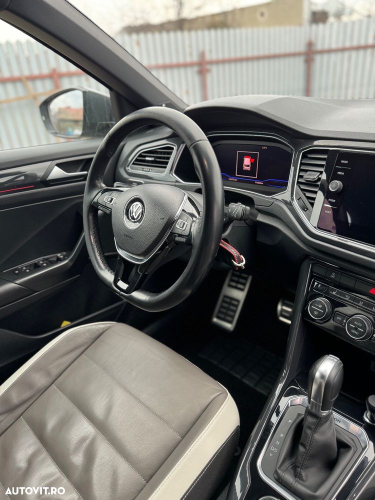 Volkswagen T-Roc - 17
