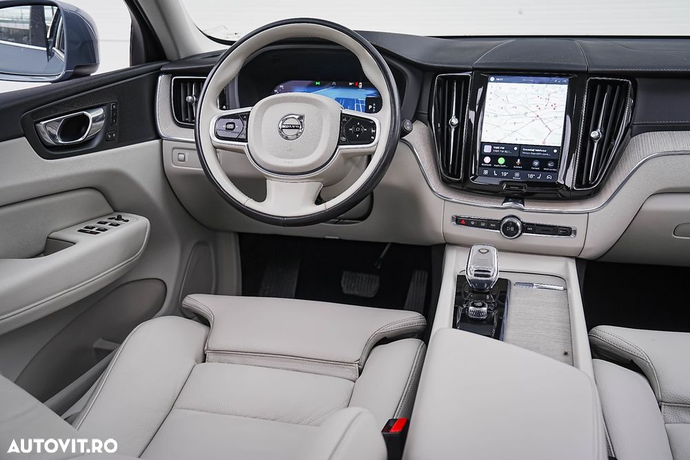 Volvo XC 60 B4 MHEV AT8 AWD Inscription - 11