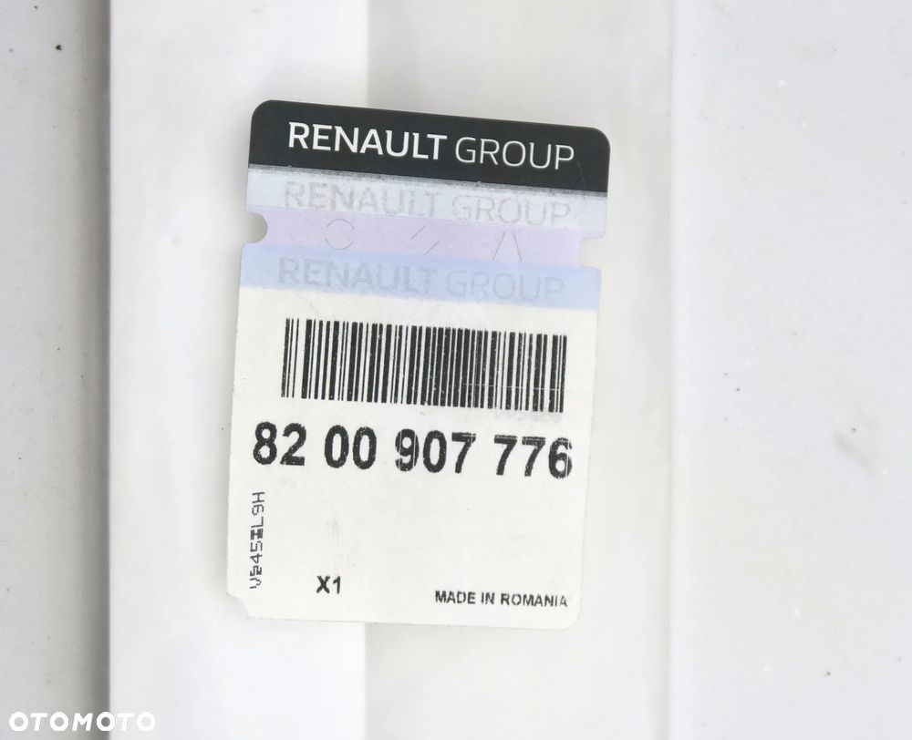 DACIA SANDERO klapa tył NAPIS LOGO ZNACZEK 2 szt. NOWE !!! ORYGINAŁ OE - 5