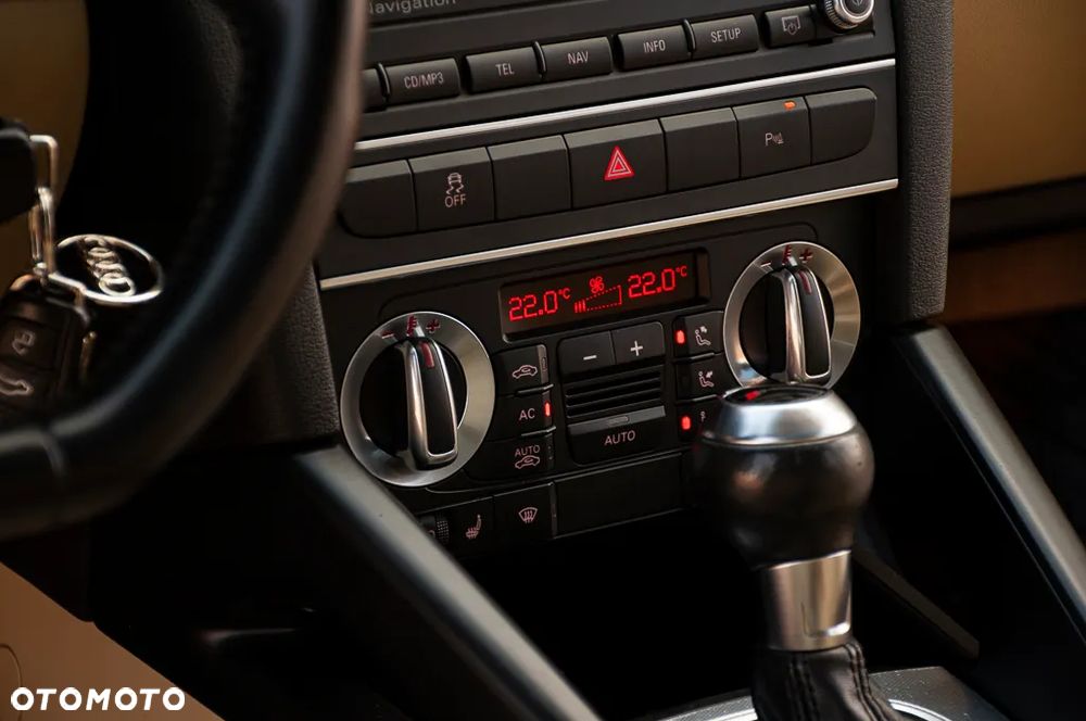 Audi A3 Sportback 1.8 TFSI S tronic Ambiente - 33