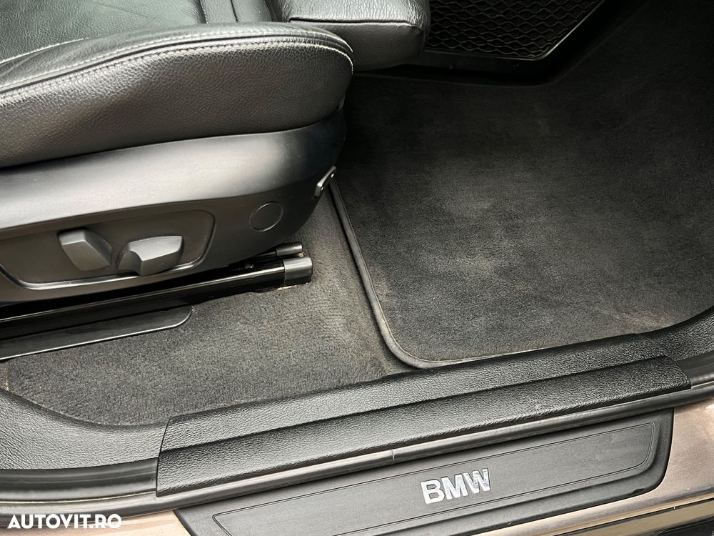 BMW X3 ver-xdrive20d-at-standard - 26