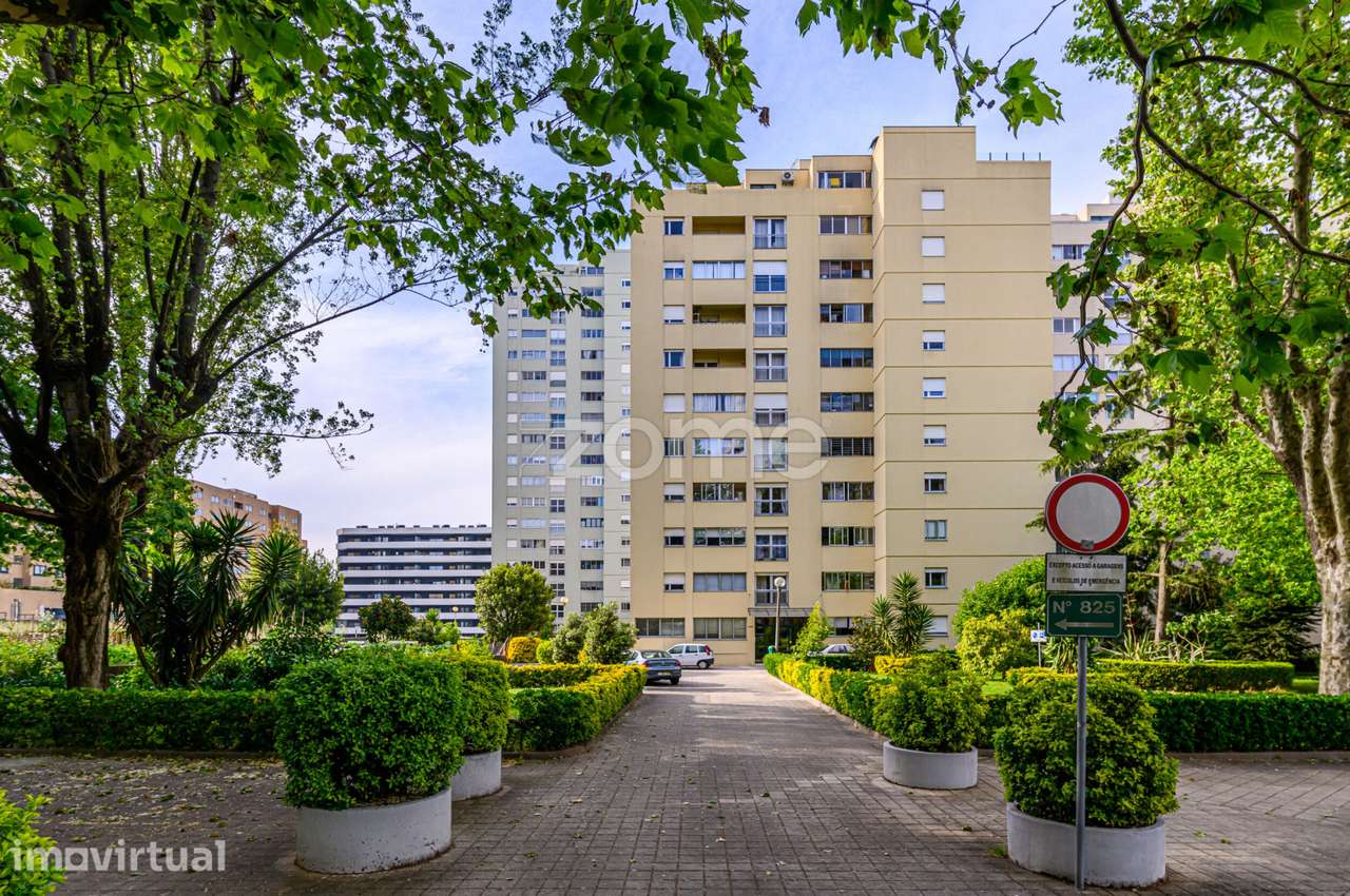 Apartamento T2 C/ garagem e elevador | Ramalde, Porto - Grande imagem: 4/31