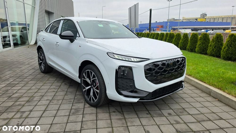Audi Q3 Sportback - 5