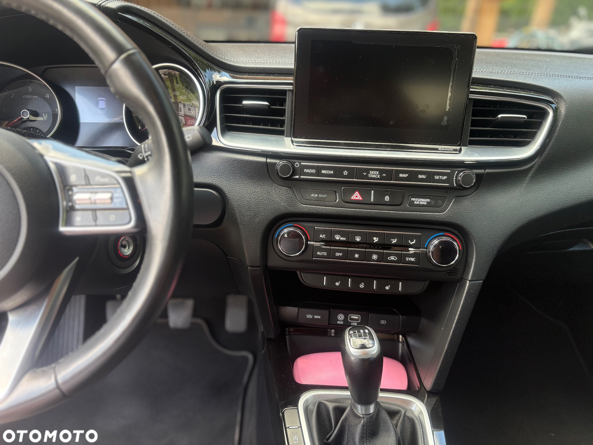 Kia Ceed - 30
