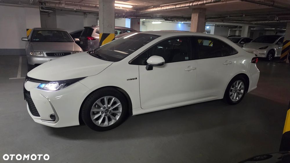 Toyota Corolla 1.8 Hybrid Comfort - 31
