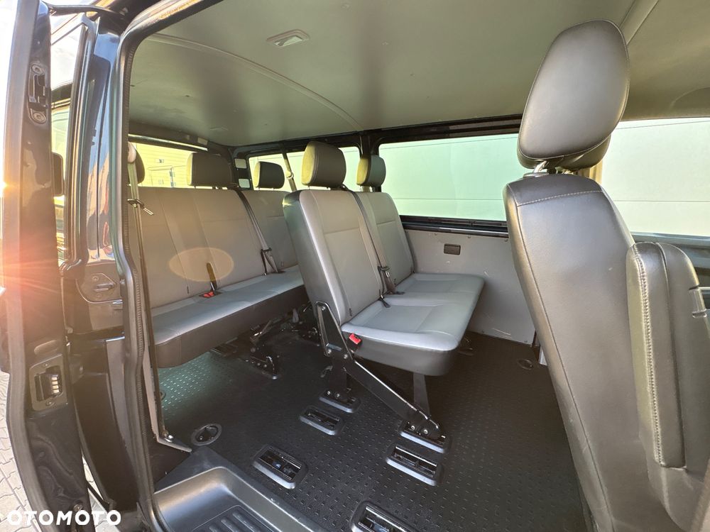 Volkswagen Transporter Kombi L2H1 DSG - 21