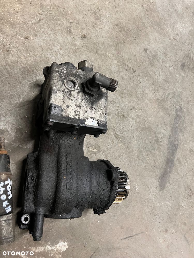 Kompresor sprężarka mam tgm 240km - 1