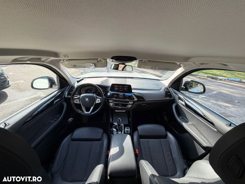 BMW X3 xDrive20d AT Luxury Line - 14