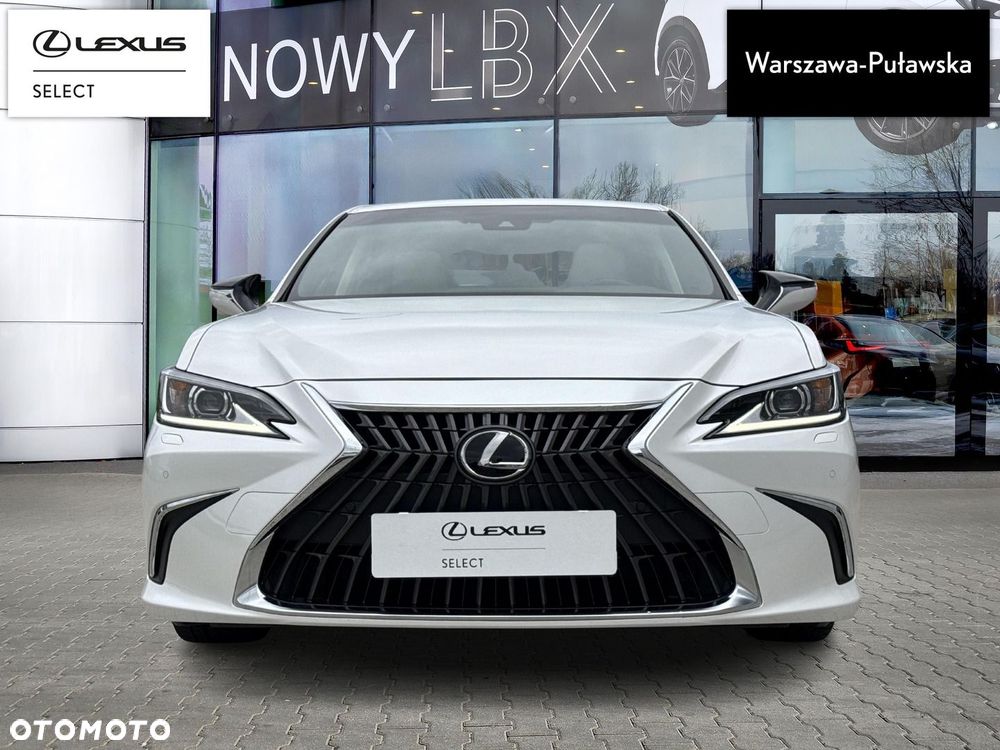 Lexus ES 300h Business Edition - 6