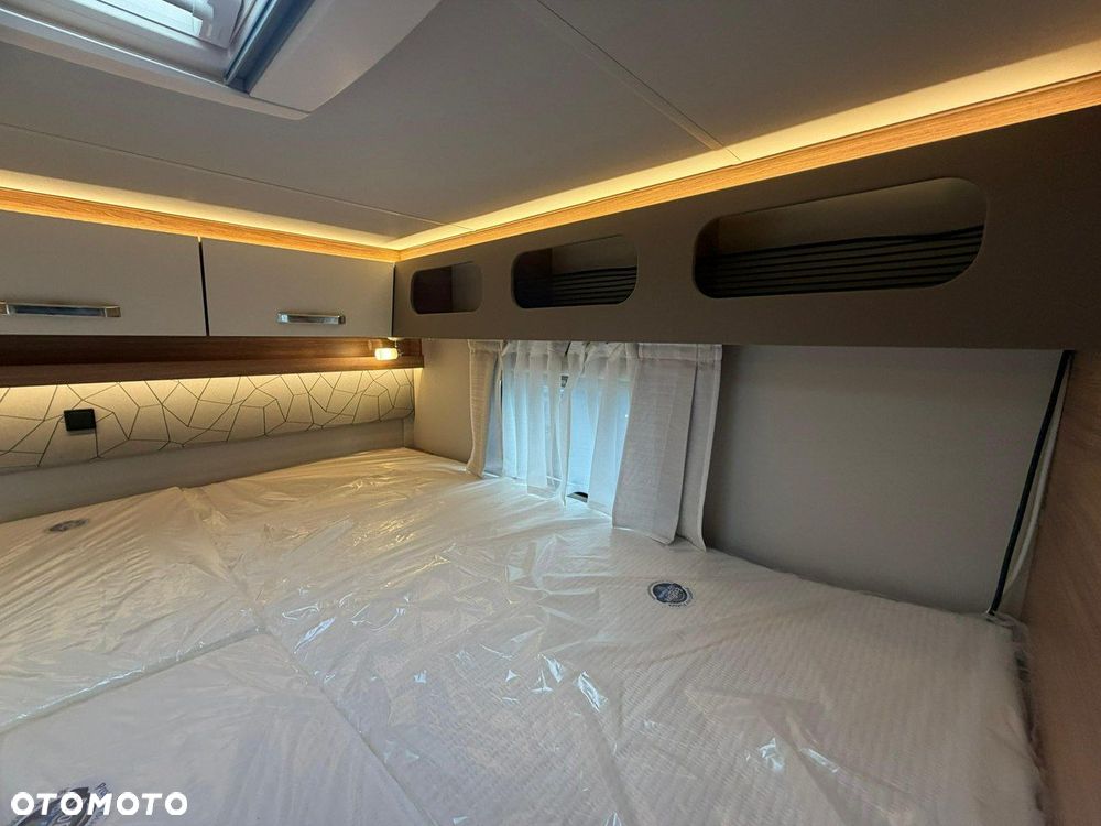 Weinsberg CaraCompact Suite MB 640 MEG - 29