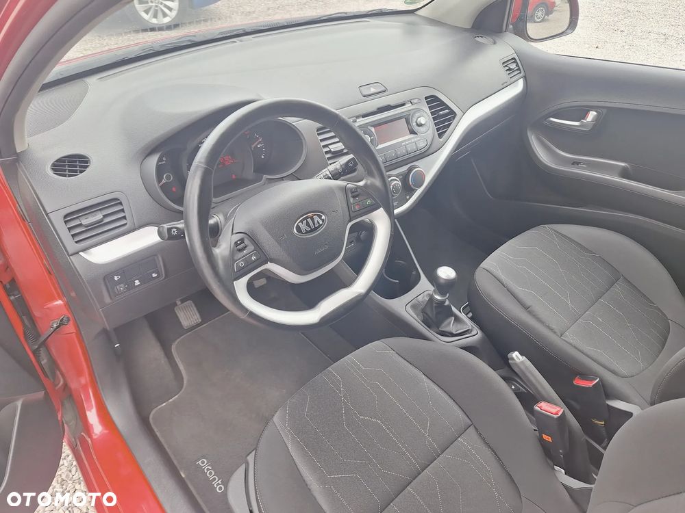 Kia Picanto 1.0 Dream Team Edition - 11