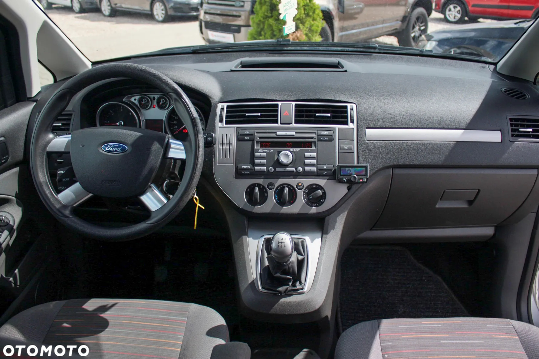 Ford C-MAX 1.6 TDCi DPF Ghia - 12