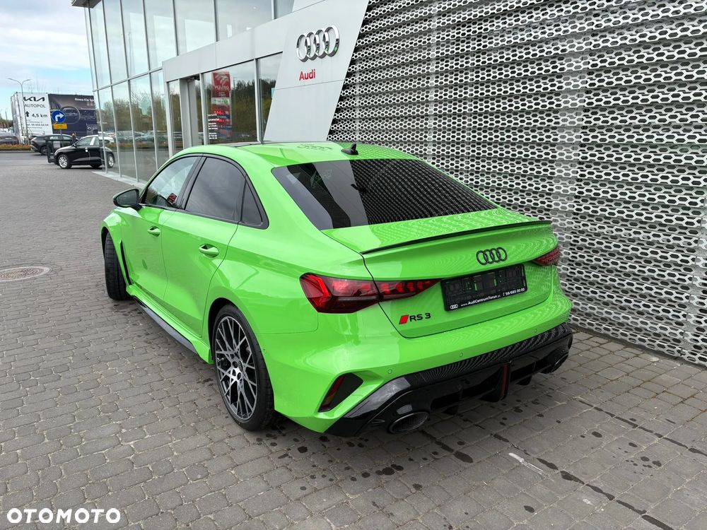 Audi RS3 Limousine - 6