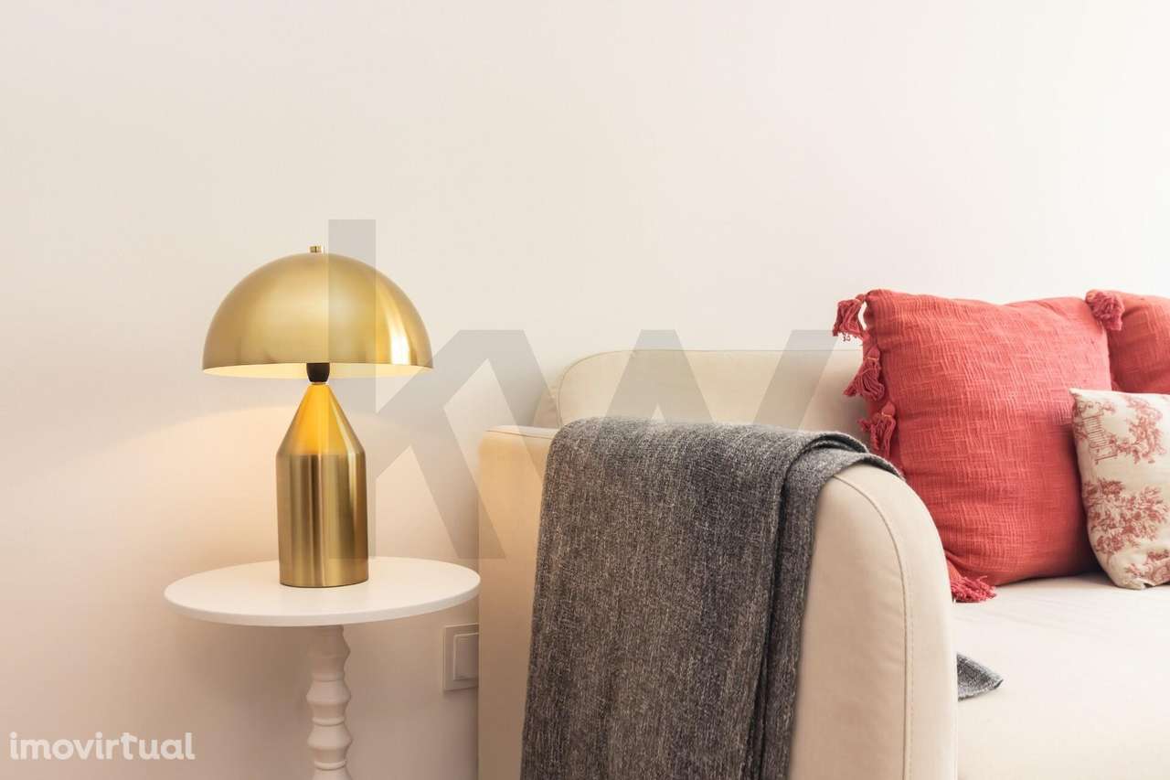 Apartamento T2 no Seixal – O encontro perfeito entre o Conforto e a Co - Grande imagem: 3/40