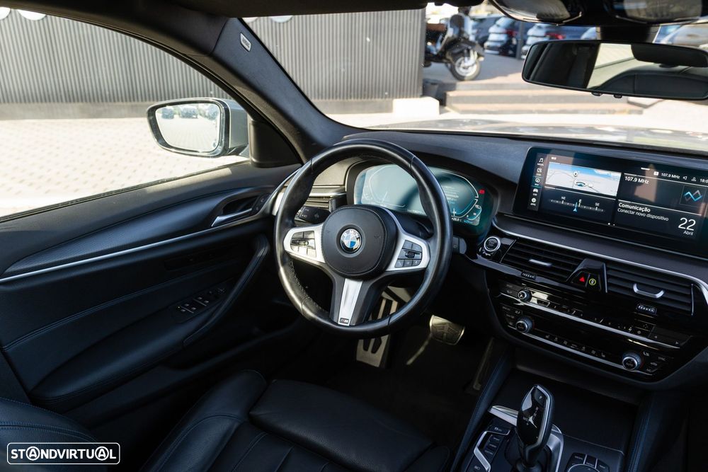 BMW 520 e Pack M - 23