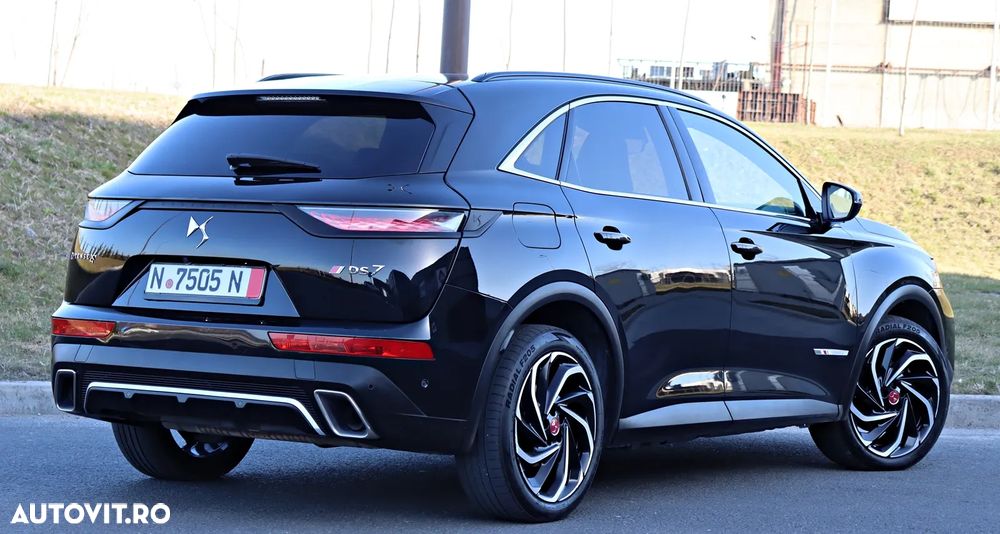 DS Automobiles DS 7 Crossback 1.6 PHeV AWD 300 EAT8 PERFORMANCE LINE + - 10
