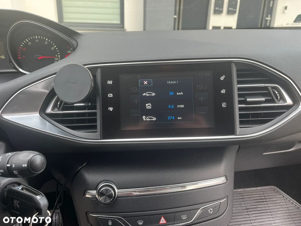 Peugeot 308 1.2 PureTech Active S&S - 18